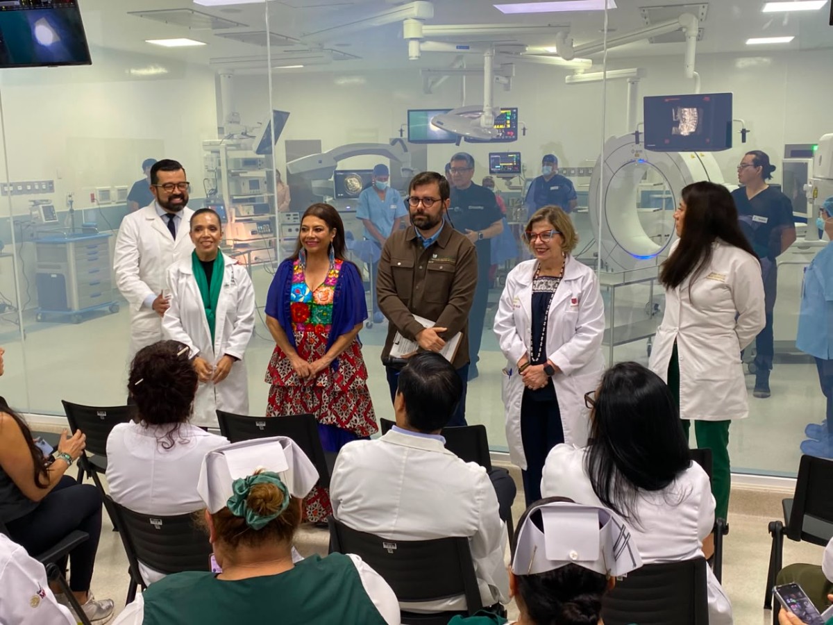 BRUGADA INAUGURA NUEVA UNIDAD DE URGENCIAS EN HOSPITAL XOCO