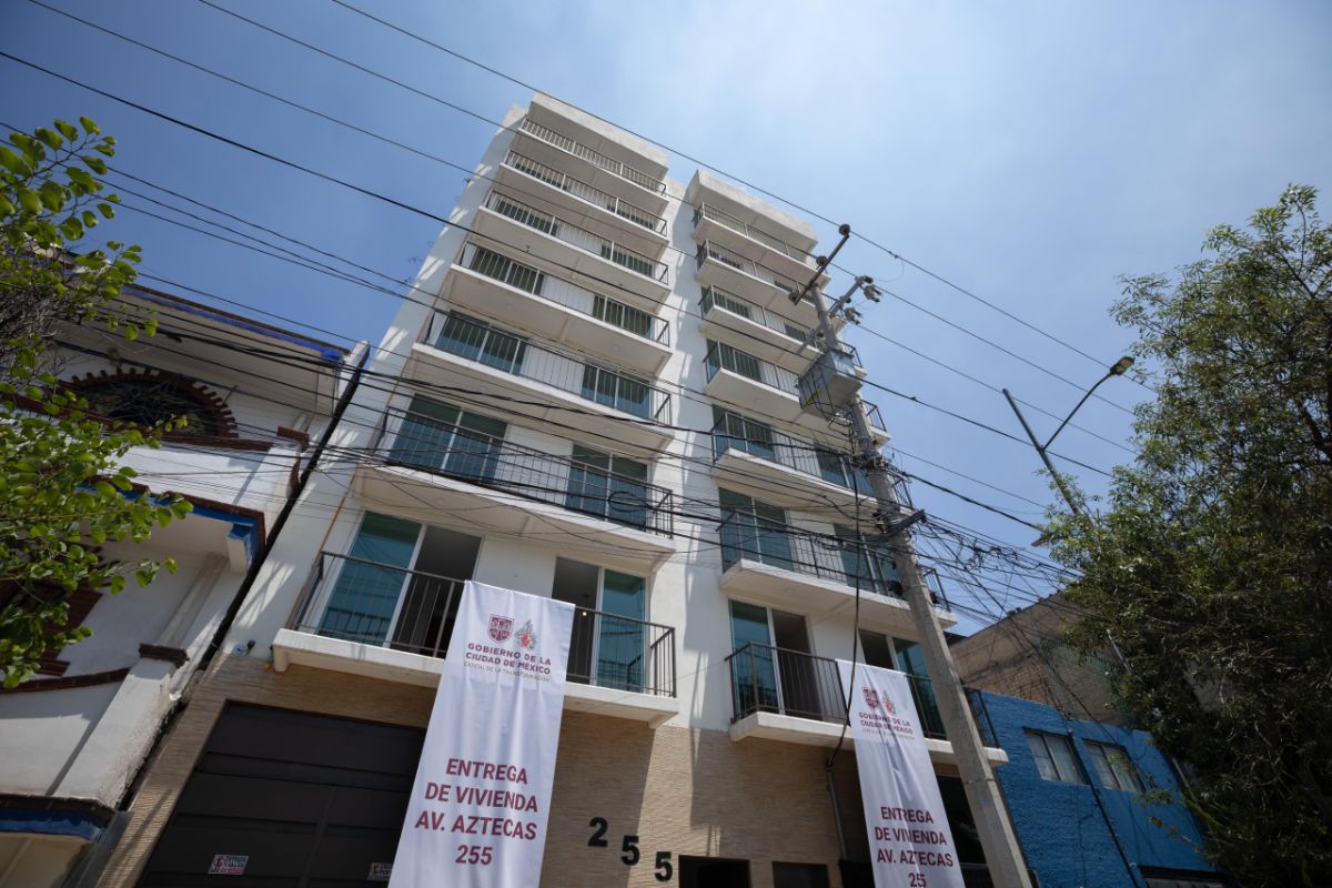 CDMX ALCANZA LAS 2,000 VIVIENDAS SOCIALES ENTREGADAS EN 2026 CON NUEVO CONJUNTO EN AVENIDA AZTECAS