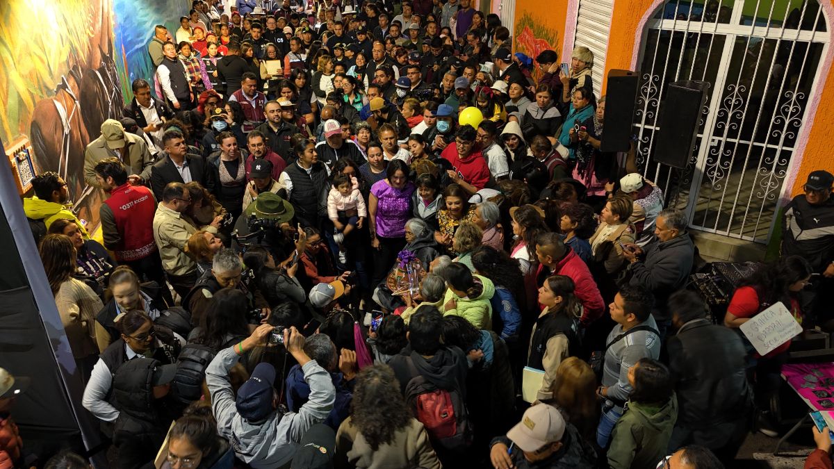CLARA BRUGADA PRESENTA OBRAS DE TRANSFORMACIÓN EN SAN GREGORIO, XOCHIMILCO.