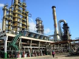 CUBA LOGRA REFINAR SU PROPIO PETRÓLEO POR PRIMERA VEZ EN MEDIO DE RESTRICCIONES ENERGÉTICAS
