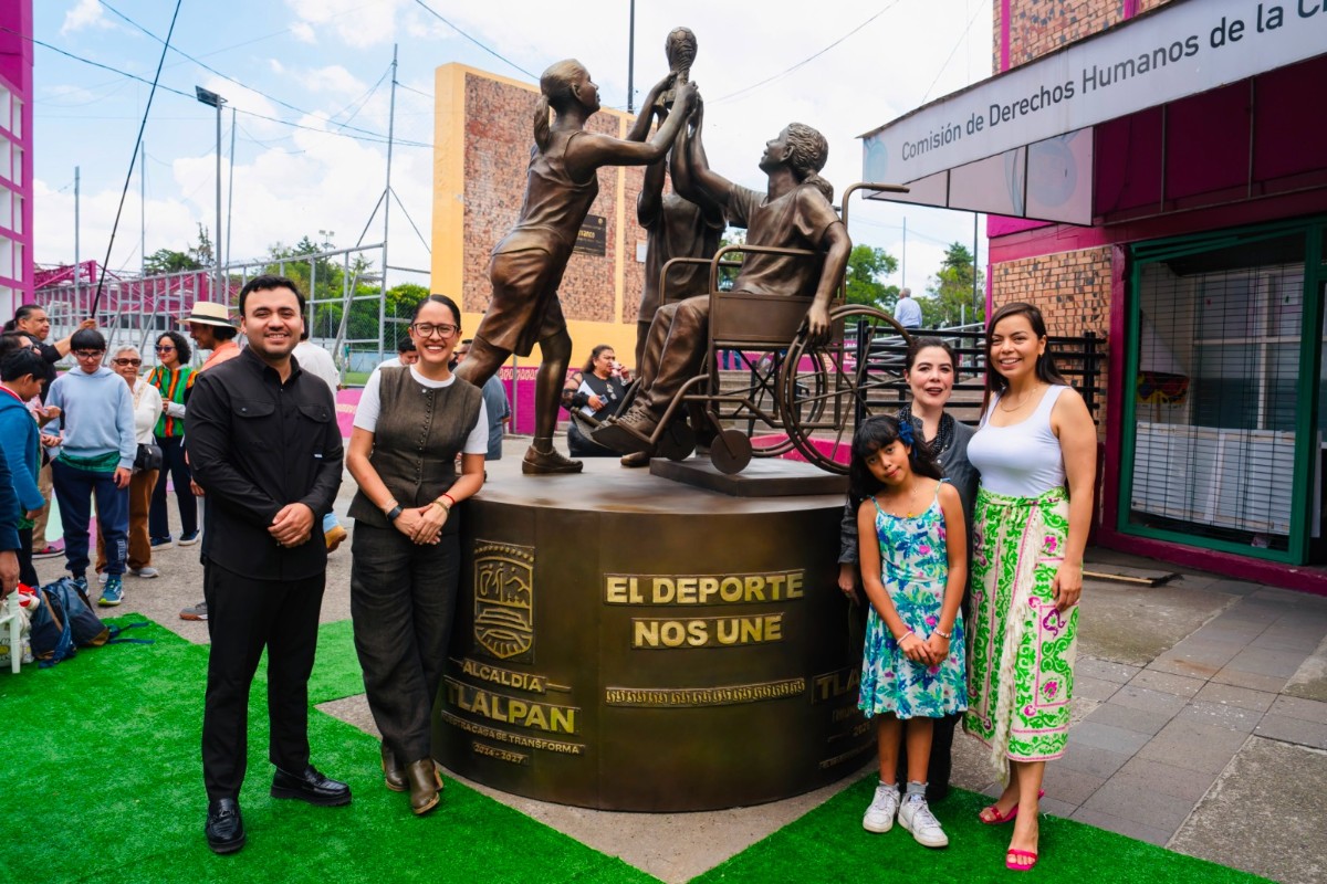 DEPORTIVO VIVANCO EN TLALPAN ESTRENA ESCULTURA DE BRONCE: "EL DEPORTE NOS UNE"