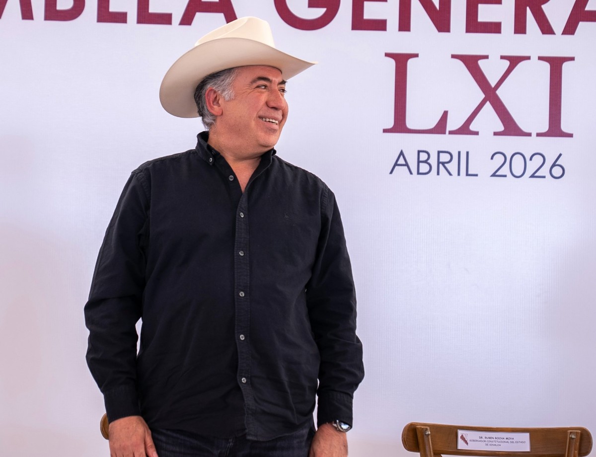 ENRIQUE INZUNZA SOLICITA LICENCIA TEMPORAL EN MEDIO DE SESIÓN EXTRAORDINARIA DEL SENADO