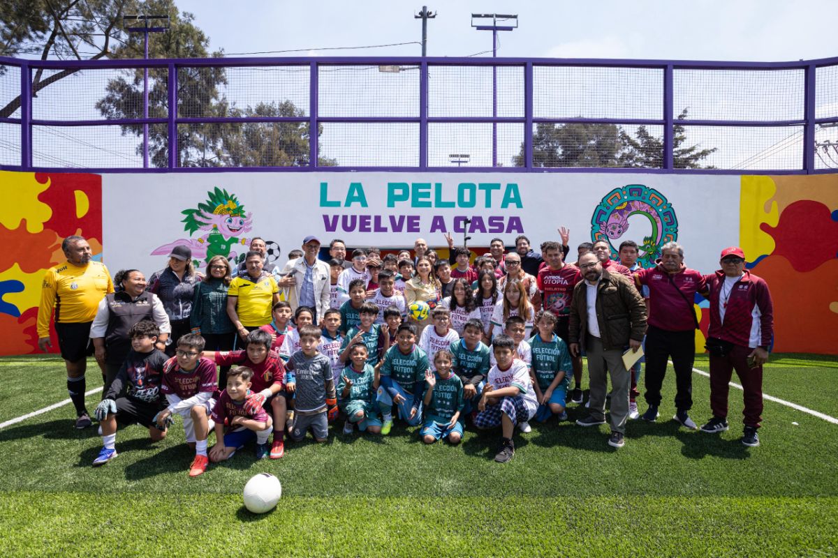 IZTAPALAPA SE TRANSFORMA EN EL CORAZÓN DEL MUNDIAL: CDMX INAUGURA CANCHAS Y LANZA ASISTENTE CON IA