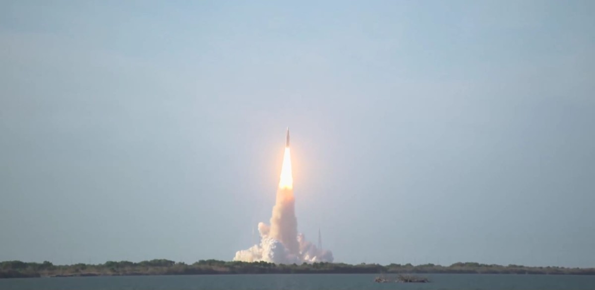 NASA LANZA ARTEMIS II Y RETOMA LA EXPLORACIÓN HUMANA LUNAR