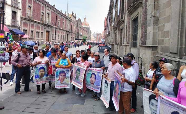 PRESIDENTA ANUNCIA NUEVOS AVANCES EN CASO AYOTZINAPA: SE DARÁN A CONOCER PRONTO