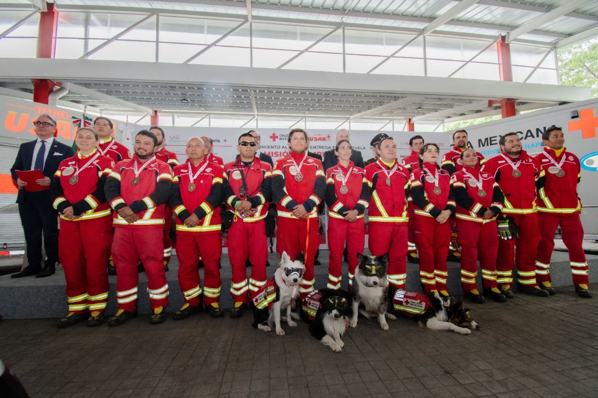 RECONOCE LA CRUZ ROJA MEXICANA LABOR DEL EQUIPO "USAR" EN MISIÓN HUMANITARIA EN VENEZUELA