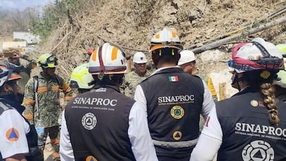 RESCATAN A MINERO ATRAPADO EN SINALOA TRAS MÁS DE 100 HORAS DE LABORES