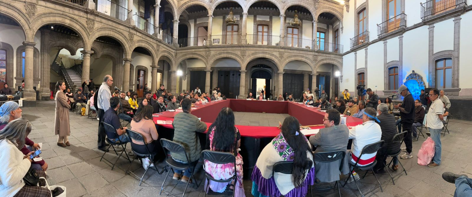 SE REÚNEN PUEBLOS Y BARRIOS ORIGINARIOS, COMUNIDADES INDÍGENAS RESIDENTES Y AFROMEXICANAS EN FORO PARA PROPONER DERECHOS CULTURALES