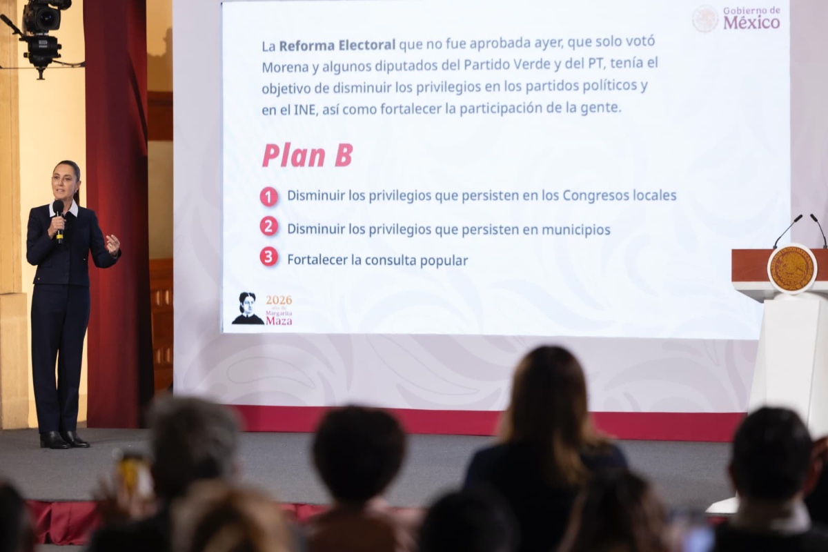 SHEINBAUM ANUNCIA "PLAN B" DE REFORMA ELECTORAL