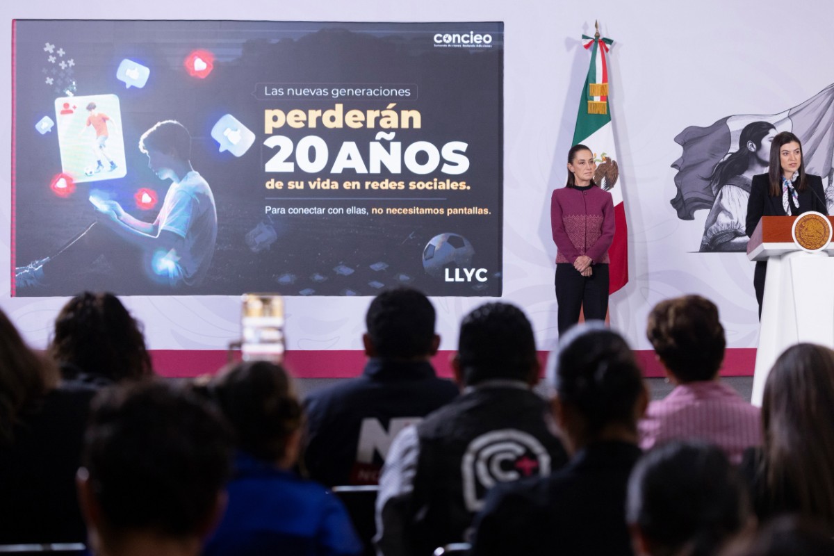 SHEINBAUM IMPULSA DEBATE NACIONAL PARA REGULAR EL USO DE REDES SOCIALES, CELULARES E IA EN MENORES