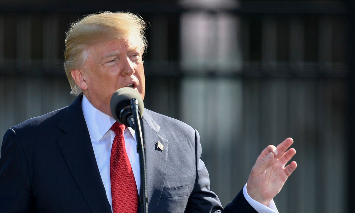 TRUMP POSPONE ATAQUES A IRÁN TRAS “CONVERSACIONES PRODUCTIVAS”; TEHERÁN NIEGA DIÁLOGO