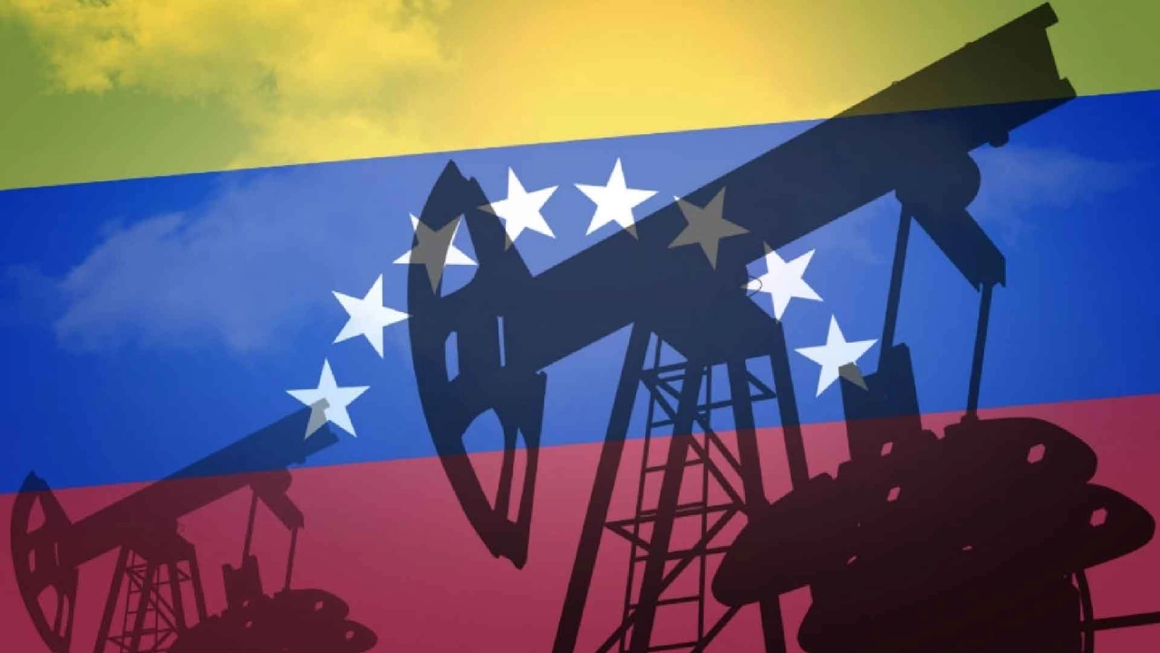 VENEZUELA APRUEBA REFORMA PETROLERA PARA INVERSIÓN PRIVADA