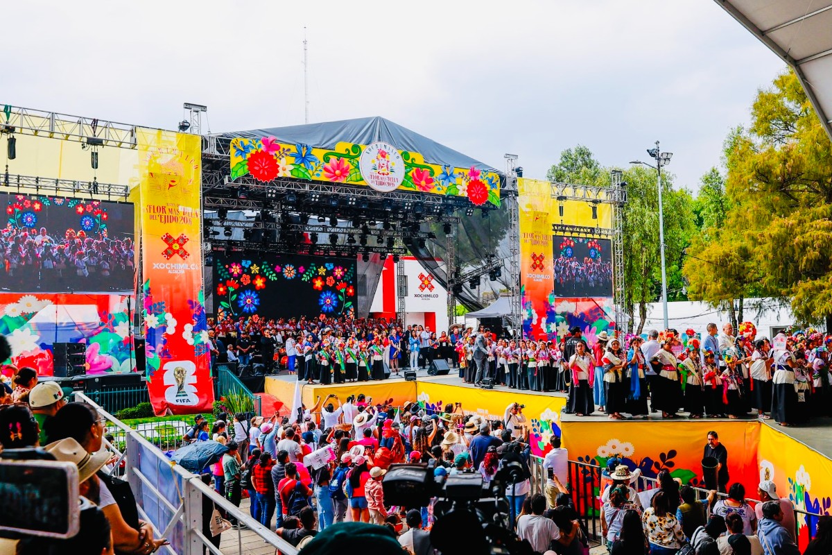 XOCHIMILCO DEDICA A CUBA LA FIESTA DE LA FLOR MÁS BELLA DEL EJIDO